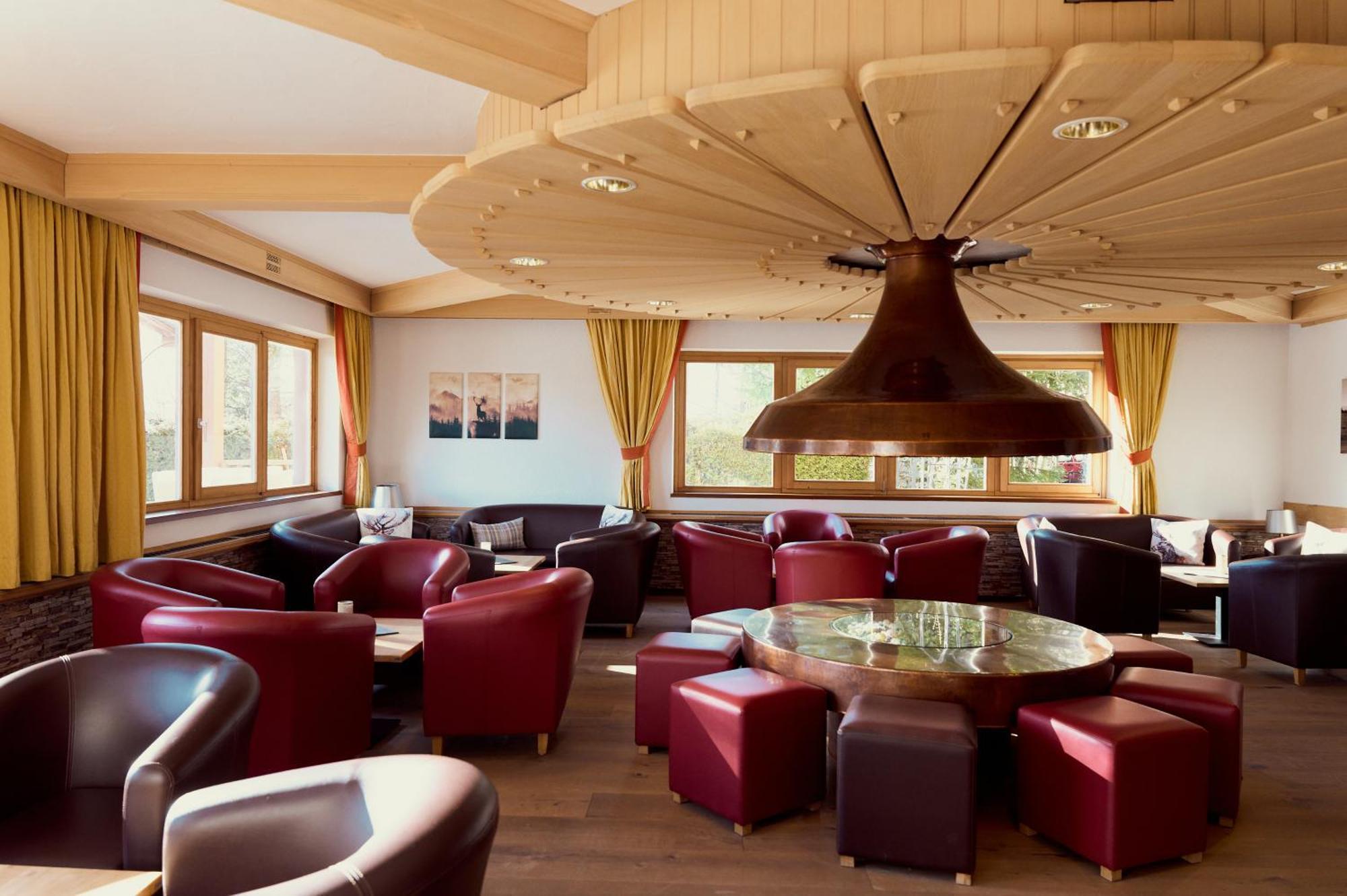 Parkhotel Kirchberg Kirchberg in Tirol Bagian luar foto